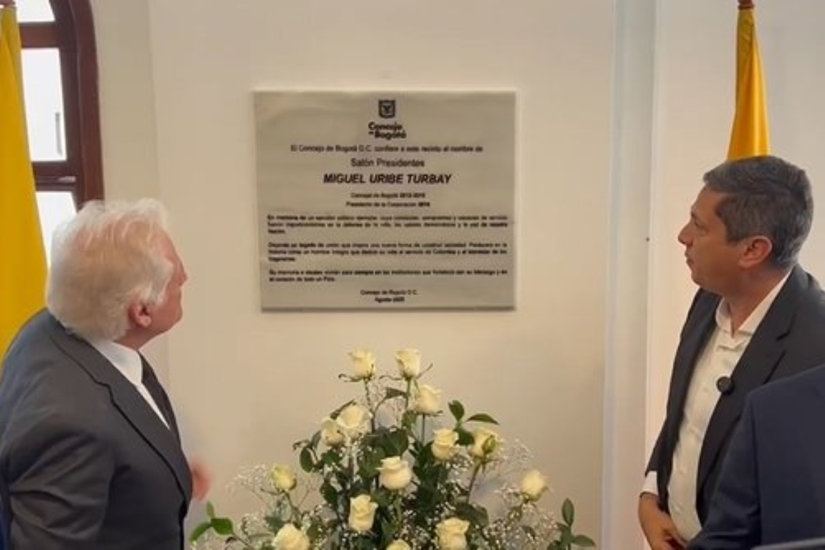 Concejo de Bogotá rindió homenaje al fallecido Miguel Uribe Turbay - Foto: Concejo de Bogotá