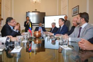 Presidente Gustavo Petro se reunió con delegación de los Estados Unidos - Foto: Presidencia