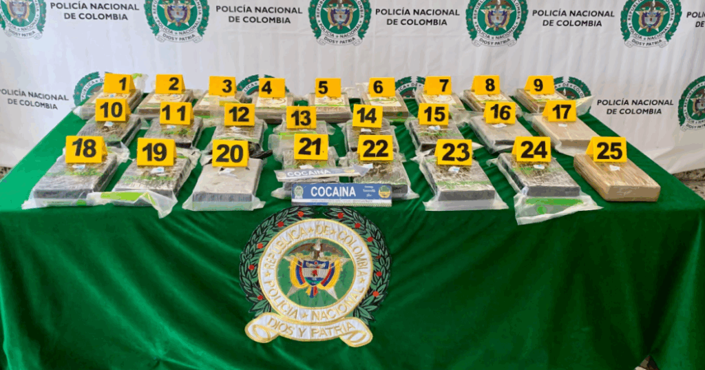 Policía incautó 25 kilos de clorhidrato de cocaína en el Aeropuerto El Dorado.