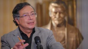 ‘No voy a salvar las EPS, sino la salud de la gente’: presidente Petro.