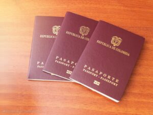 Colombianos en el exterior denuncian fallas en citas consulares: la odisea para renovar un pasaporte.