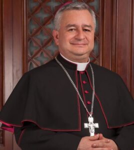 Escándalo en la Iglesia: sacerdote acusa al obispo de Cúcuta y a su hermano de estafa por más de 1.000 millones.