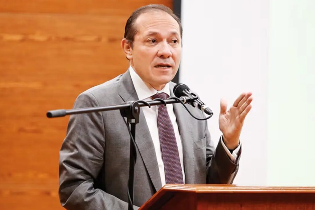 Remesón ministerial tras elección de Carlos Camargo - foto: Redes sociales