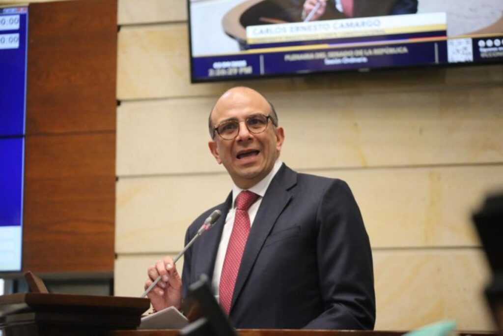 Carlos Camargo fue elegido nuevo magistrado de la Corte Constitucional - Foto: Senado