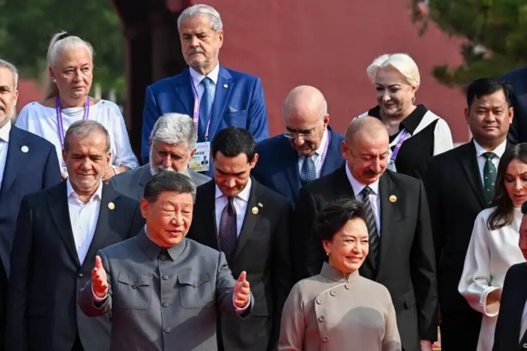 China presentó sus nuevas armas en impresionante desfile militar - Foto: Redes sociales