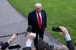 Donald Trump pidió a Israel ser "cuidadosos" tras ataque a Qatar - Foto: Redes sociales