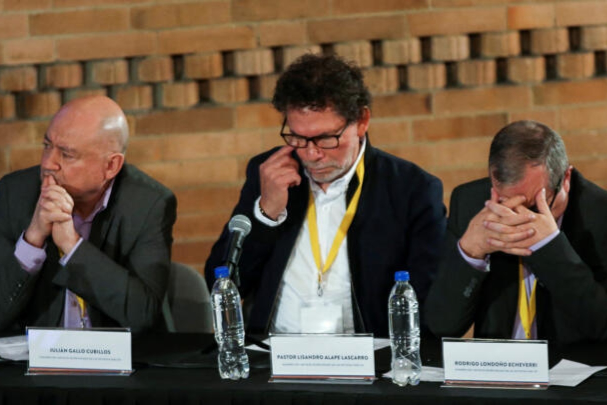 Familiares de diputados del Valle apelaron sentencia de la JEP contra exsecretariado de las Farc