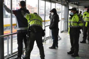 TransMilenio y Policía de Bogotá sellan millonario convenio - Foto: Archivo