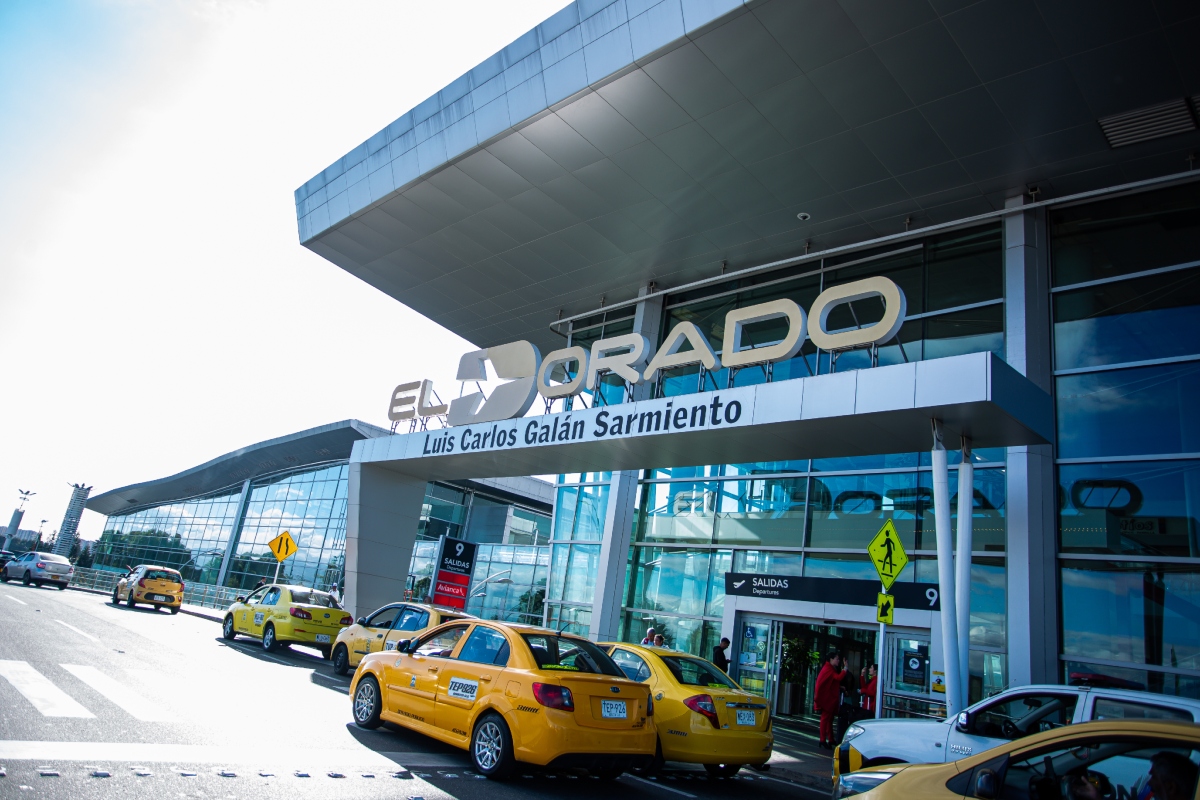 Aeropuerto El Dorado presentará demoras por trabajos en una pista 