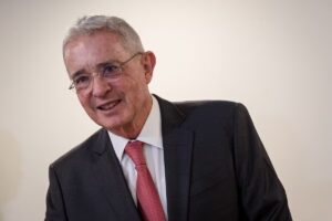 Las reacciones a la decisión del Tribunal Superior de Bogotá de declarar inocente al expresidente Álvaro Uribe - Foto: Redes sociales