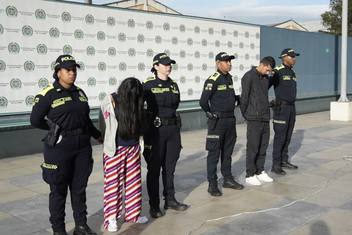 Capturan a tres personas señaladas de planear atentados terroristas en Bogotá  - Foto: Cortesía