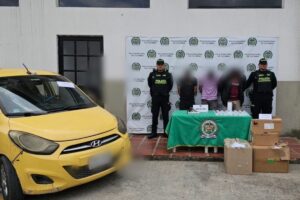 Capturan a tres hombres tras persecución policial en Los Mártires - Foto: Policía de Bogotá