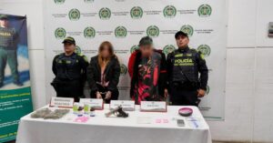 Desmantelada una fábrica de drogas que se escondía tras la fachada de una barbería al sur de Bogotá.