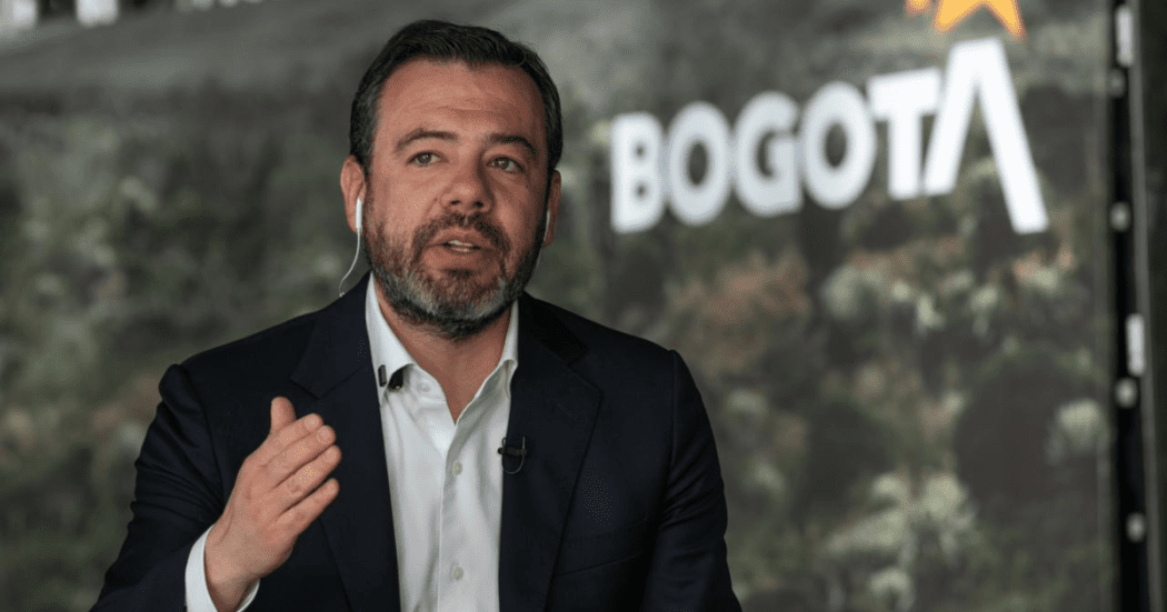 Ejercer control no puede ser visto como un medio para joder a la gente, al contrario, es un medio para protegerla: alcalde Galán