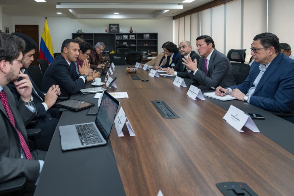 MinDefensa y Registraduría inician diseño de estrategias para garantizar el “Plan Democracia” - Foto: MinDefensa