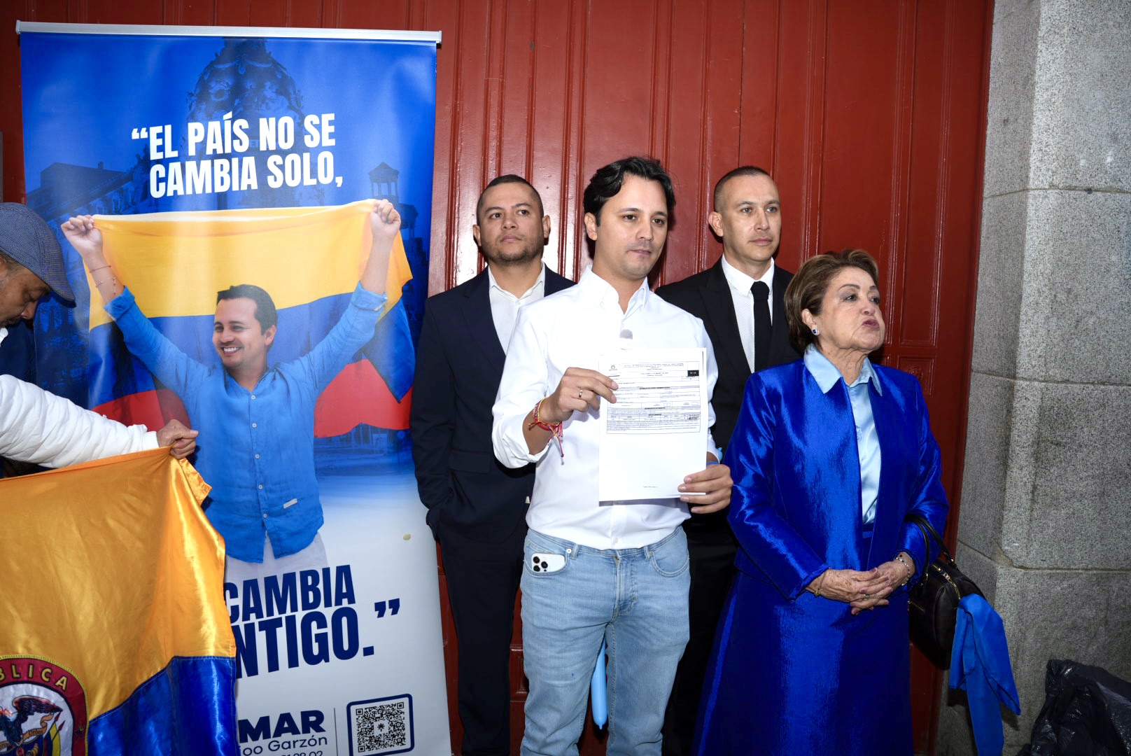 Vallecaucano en Madrid inscribe su candidatura a la Cámara por los colombianos en el exterior