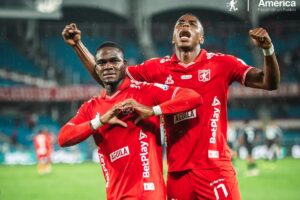 América dejó comprometido al Medellín en los cuadrangulares - Foto: @AmericadeCali