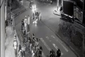 Taxista, en estado de embriaguez, arrolló a 11 personas en la localidad de San Cristóbal - Foto: Captura de video