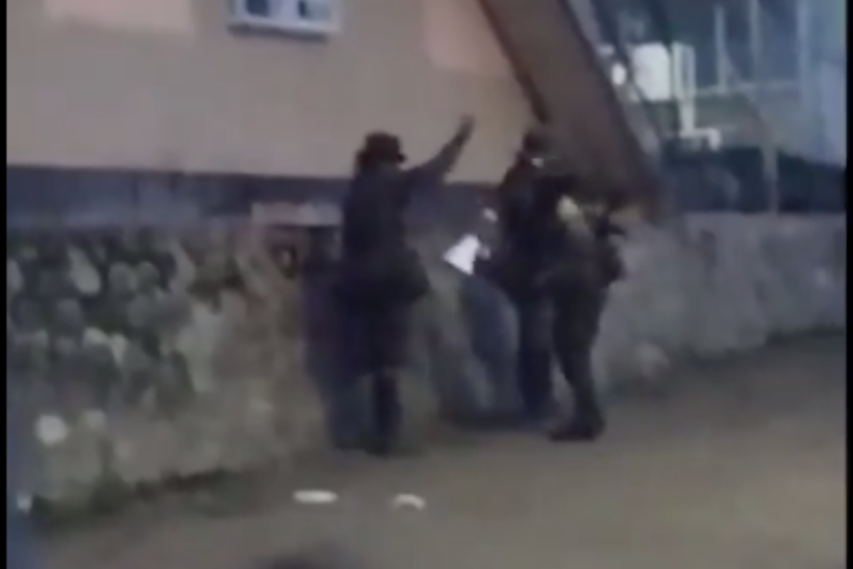 Disidencias de ‘Iván Mordisco’ atacaron estación de Policía de Jambaló - Foto: Captura de video