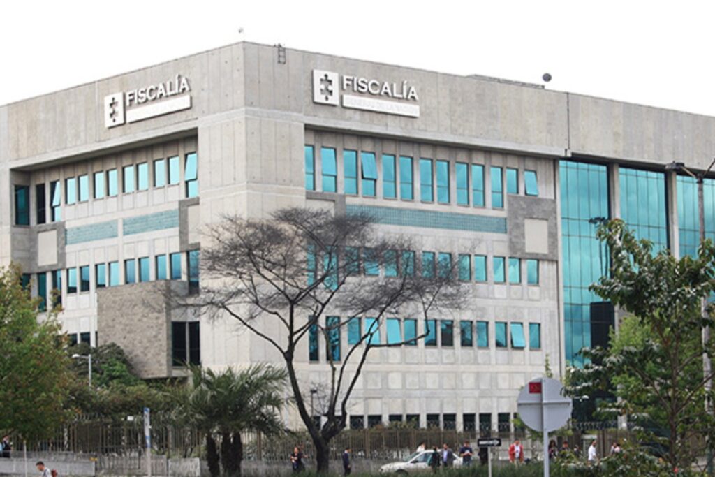 Fiscalía investiga posibles fallas en bombardeos que dejaron menores de edad muertos - Foto: Archivo