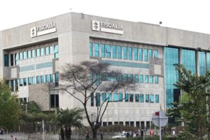 Fiscalía investiga posibles fallas en bombardeos que dejaron menores de edad muertos - Foto: Archivo