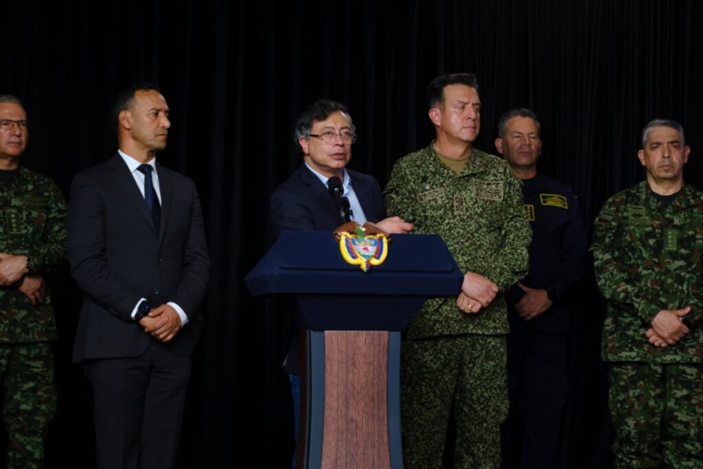 Petro ofreció disculpas a las madres de menores fallecidos en operativos militares - Foto: Captura de video