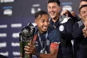 Sebastián Villa e Independiente Rivadavia, campeones en Argentina - Foto: Redes sociales