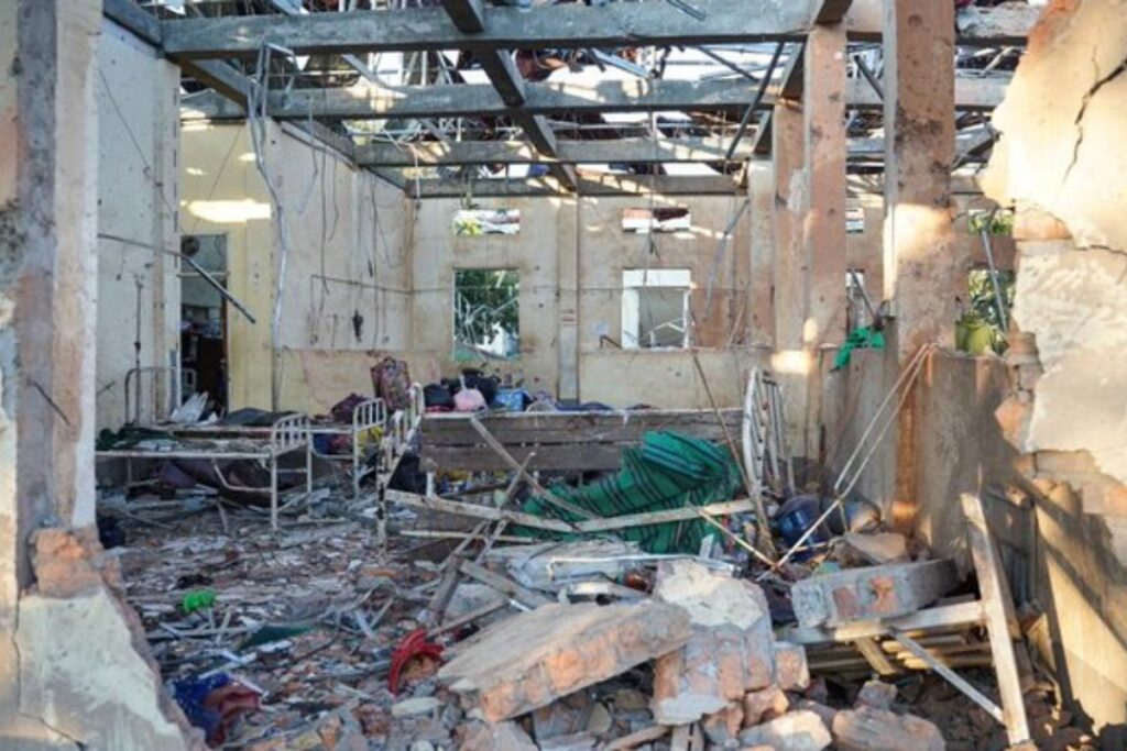 33 muertos en bombardeo del Ejército birmano a un hospital - Foto: Redes sociales