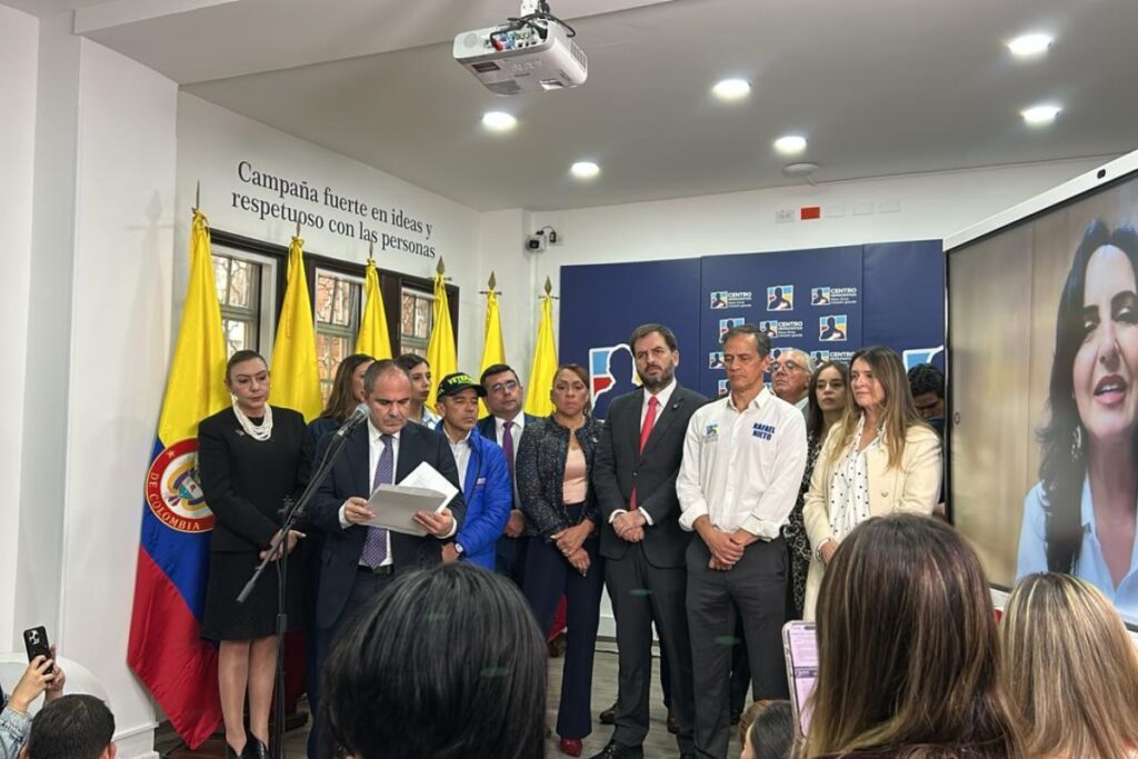 Centro Democrático revela los primeros 25 puestos de su lista al Senado - Foto: Cortesía