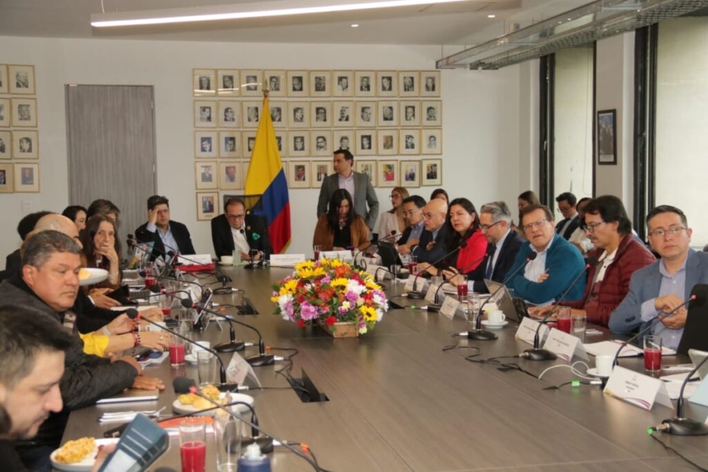 Salario mínimo 2026; así están las negociaciones - Foto: MinTrabajo