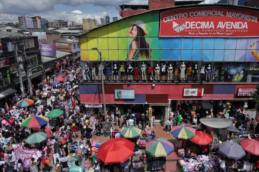 Fallo del Tribunal ordenó a la Alcaldía recuperar de forma inmediata el espacio público en San Victorino - Foto: Redes sociales