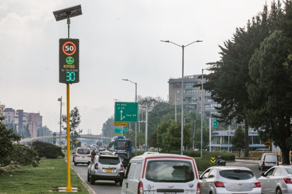 Secretaría de Movilidad anunció nuevos paneles de velocidad habilitados en vías de Bogotá - Foto: Cortesía
