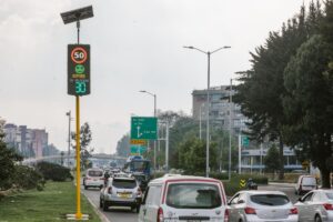 Secretaría de Movilidad anunció nuevos paneles de velocidad habilitados en vías de Bogotá - Foto: Cortesía