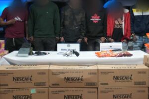 Capturan en flagrancia a ocho personas que robaban un supermercado en el barrio Venecia - Policía de Bogotá