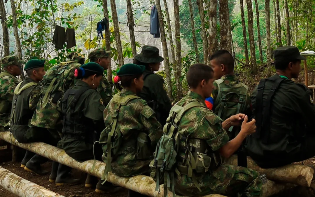 La Defensoría del Pueblo revela que 257 menores fueron reclutados por grupos armados en Colombia durante 2025 - Foto: Redes sociales