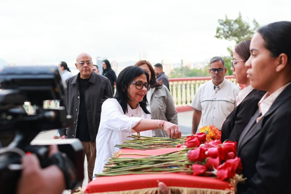 Delcy Rodríguez afirmó gobernar Venezuela sin presión