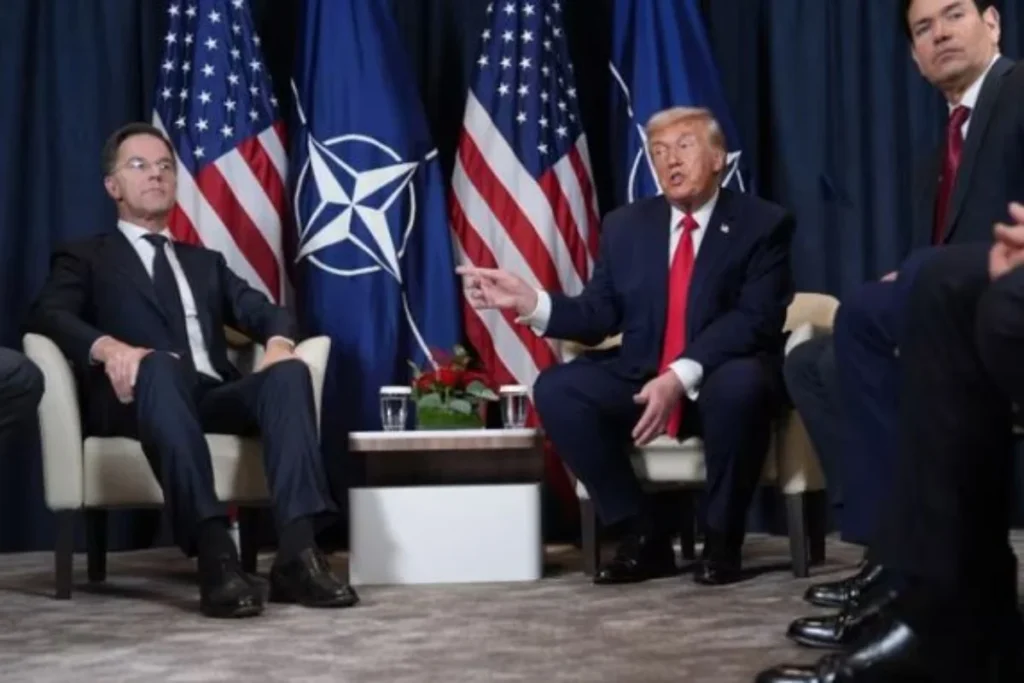 Donald Trump anuncia un histórico acuerdo marco con la OTAN sobre Groenlandia y el Ártico, suspendiendo los aranceles a ocho países europeos - Foto: Redes sociales