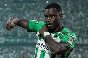 Vasco da Gama lanza una oferta millonaria y supera a Boca Juniors en la puja por Marino Hinestroza - Foto: Redes sociales