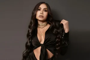 Soñadora, perseverante y auténtica, Carolina "Caro" Montoya se define por su deseo de aportar valor e inspirar a otros - Foto: Andrés Reina