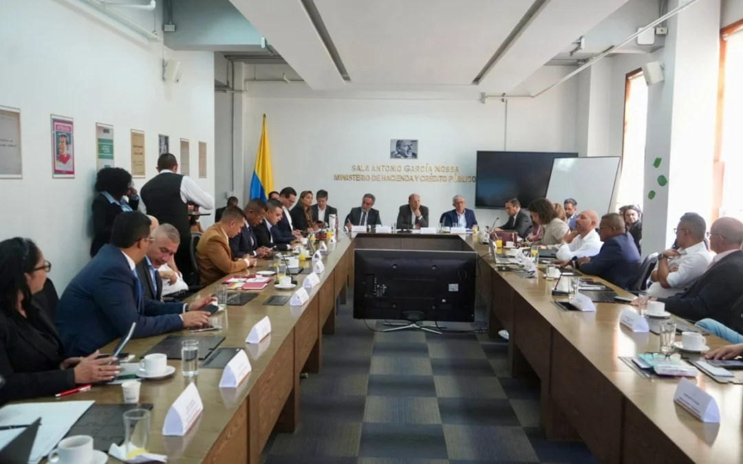 Tensión máxima entre el Gobierno Petro y las regiones. Gobernadores rechazan el aumento de impuestos a licores y cigarrillos del Decreto 1474 - Foto: Cortesía