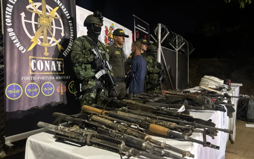 Las Fuerzas Militares de Colombia neutralizan a ocho miembros del ELN en el Catatumbo. En la operación se incautaron explosivos, fusiles y drones artillados - Foto: Cortesía