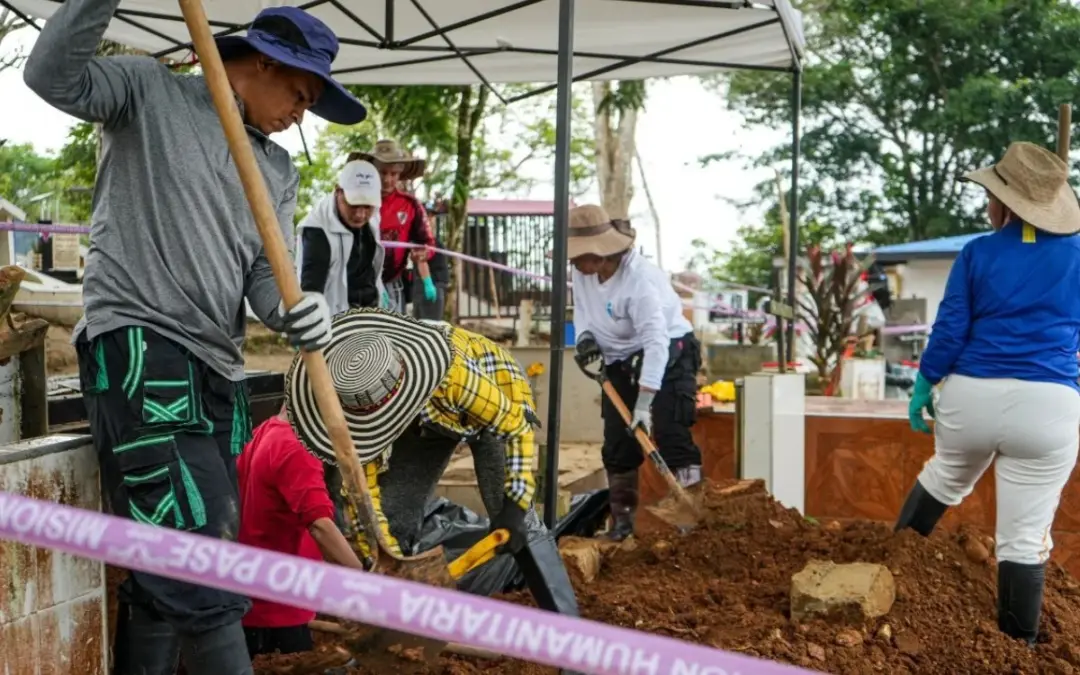 La UBPD recupera 11 cuerpos en el cementerio de San Vicente del Caguán, Caquetá - Foto: @UBPDcolombia