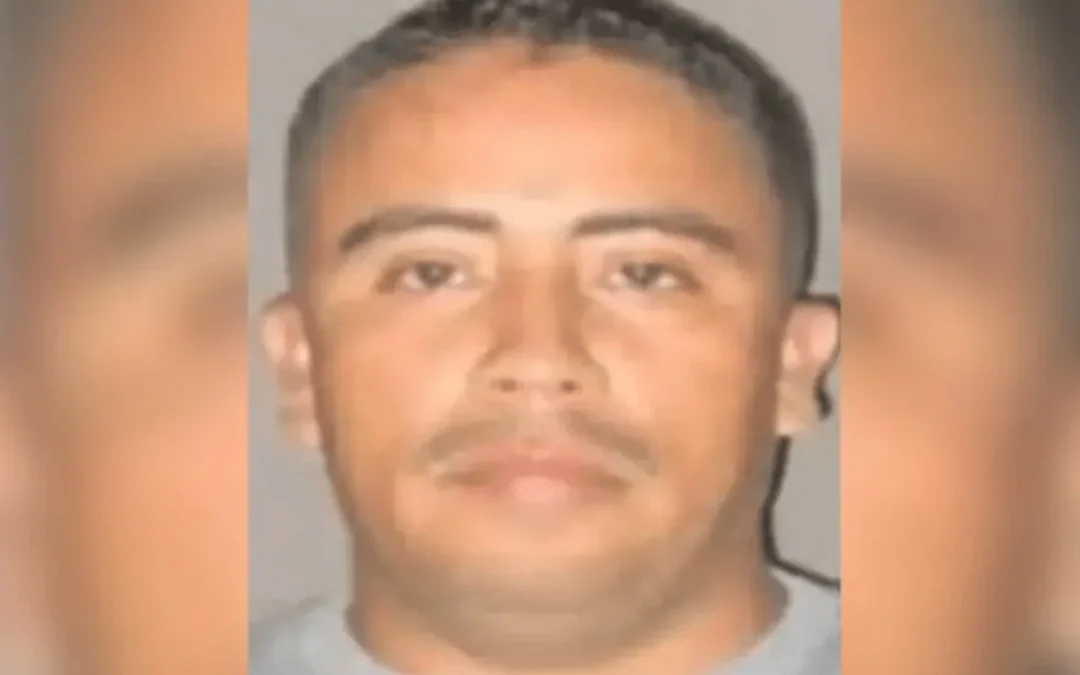 Muere alias “Gonzalito”, segundo al mando del Clan del Golfo, en un accidente fluvial en Córdoba. El cabecilla, solicitado en extradición por EE. UU., se dirigía a una zona de negociación con el Gobierno - Foto: Redes sociales