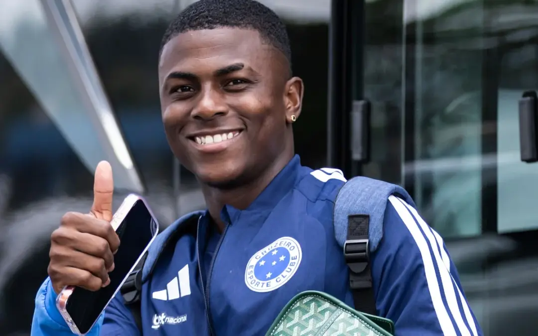 El técnico Tite respalda públicamente al colombiano Neiser Villarreal tras su emotiva reacción en el debut como titular con Cruzeiro - Foto: @Cruzeiro