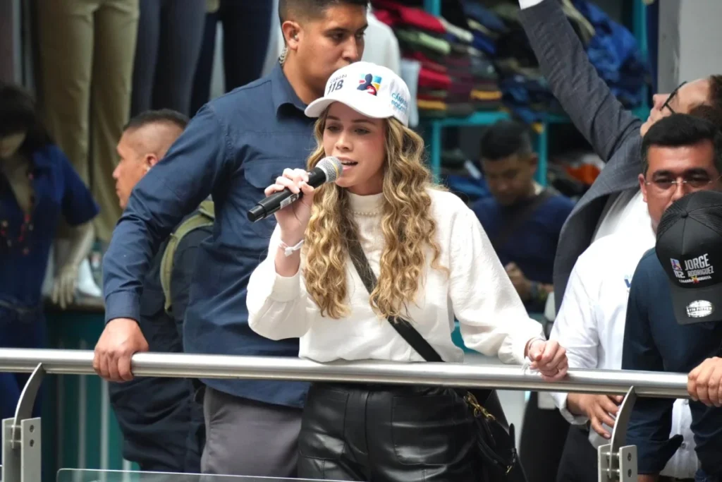 La candidata Sofía Araujo denuncia graves amenazas de muerte y acoso sexual durante su campaña a la Cámara por Bogotá - Foto: @SOFIARAUJOMEJIA