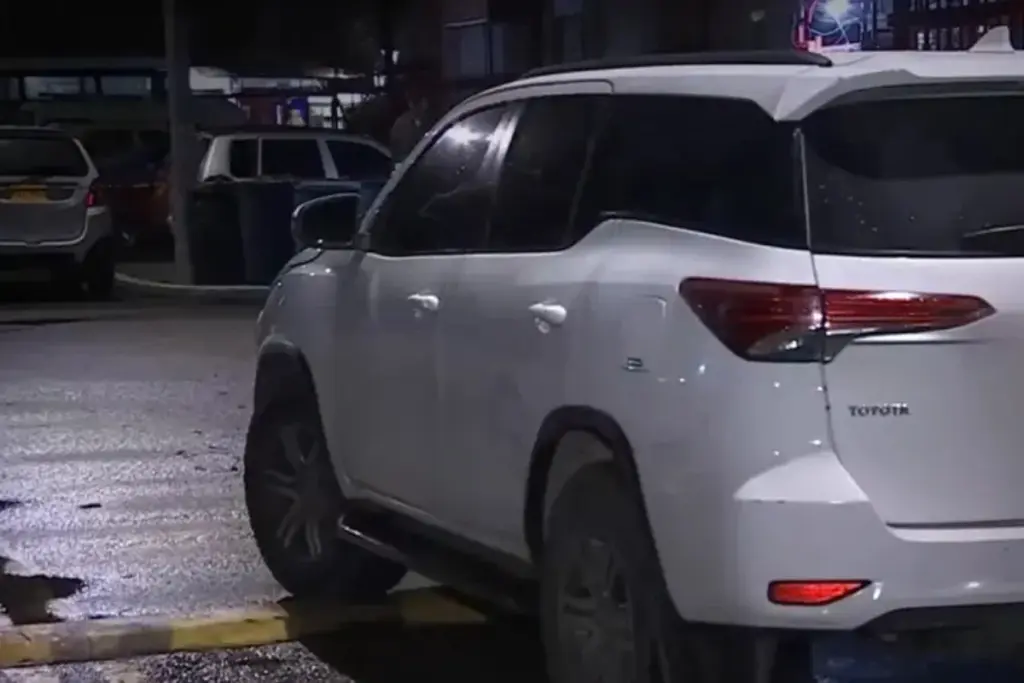 Un intento de robo a un vehículo blindado en Puente Aranda, Bogotá, terminó en un tiroteo - Foto: Captura de video