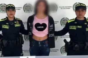 Cárcel para una mujer en Soacha tras atacar con agentes químicos a una funcionaria de TransMilenio - Foto: @PoliciaSoacha_