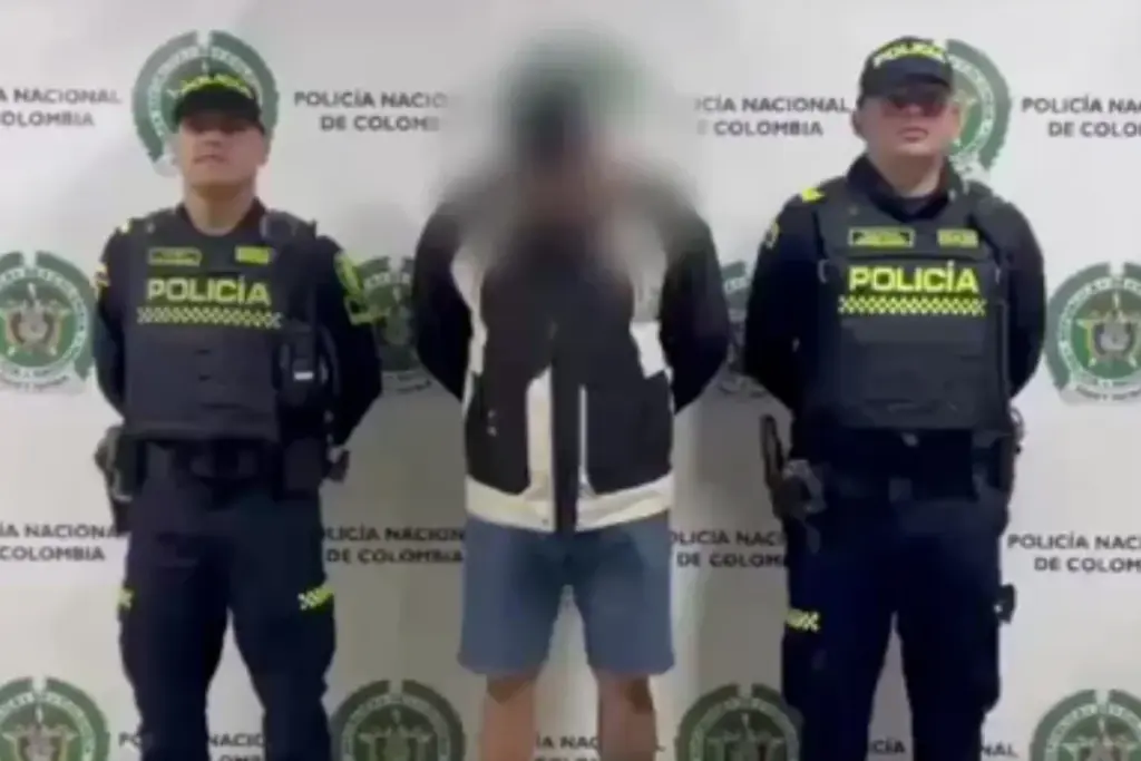 Capturan en Bogotá a alias 'Choco', presunto sicario de 'Los Pepes' vinculado al asesinato de una niña de 12 años en el Atlántico - Foto: Captura de video