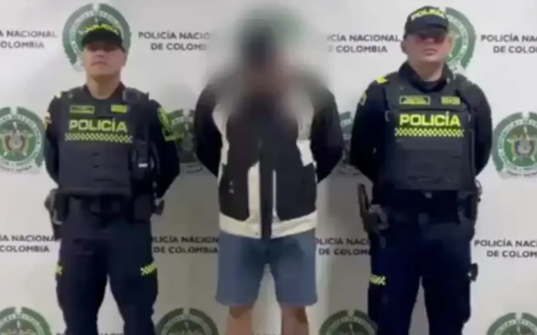 Capturan en Bogotá a alias 'Choco', presunto sicario de 'Los Pepes' vinculado al asesinato de una niña de 12 años en el Atlántico - Foto: Captura de video