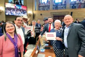 El partido Comunes anuncia su respaldo oficial a la candidatura presidencial de Iván Cepeda y Aida Quilcué - Foto: Redes sociales